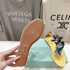 高版本出厂 「ᴀqᴜᴀᴢᴢᴜʀᴀ」AQUAZZURA/菠萝F072 2026ss新款海洋风编织配饰平底凉鞋 _____ 高版本出厂 「ᴀqᴜᴀᴢᴢᴜʀᴀ」AQUAZZURA/菠萝F072 2026ss新款海洋风编织配饰平底凉鞋 _____