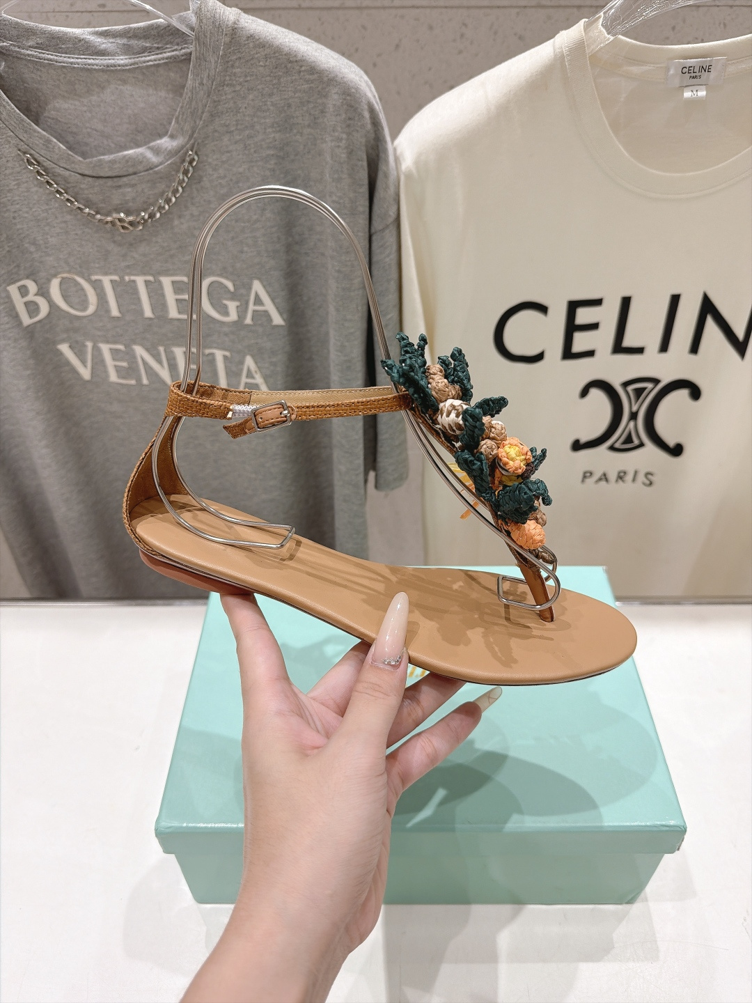 高版本出厂  「ᴀqᴜᴀᴢᴢᴜʀᴀ」AQUAZZURA/菠萝F072 2026ss新款海洋风编织配饰平底凉鞋 _____