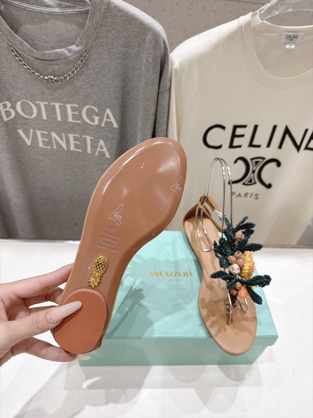 高版本出厂  「ᴀqᴜᴀᴢᴢᴜʀᴀ」AQUAZZURA/菠萝F072 2026ss新款海洋风编织配饰平底凉鞋 _____