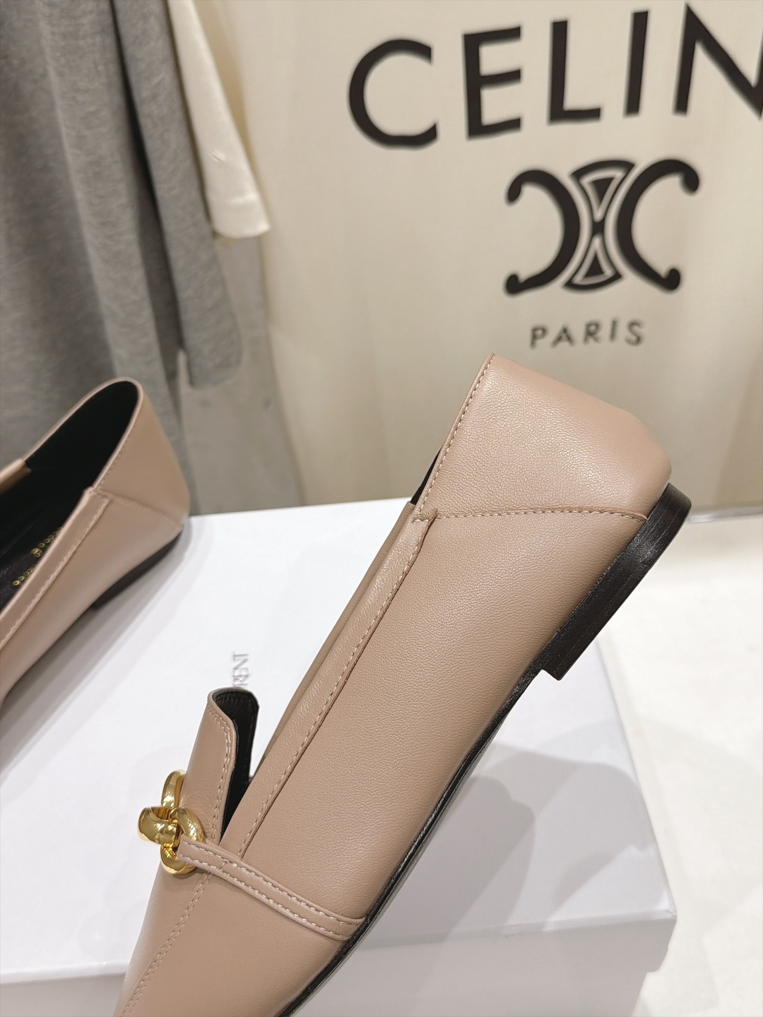 高版本出厂  SAINT LAURENT*圣罗兰F061 ysl 26ss全新走秀款玛丽珍平底鞋单鞋~可踩后跟 唯有YS