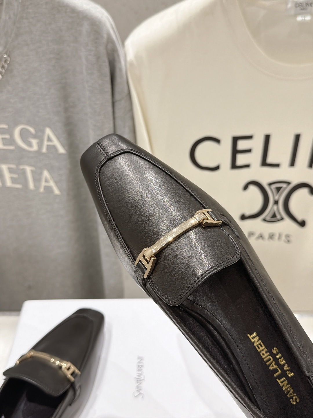 高版本出厂  SAINT LAURENT*圣罗兰F061 ysl 26ss全新走秀款玛丽珍平底鞋单鞋~可踩后跟 唯有YS