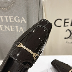 高版本出厂 SAINT LAURENT*圣罗兰F061 ysl 26ss全新走秀款玛丽珍平底鞋单鞋~可踩后跟 唯有YS 高版本出厂 SAINT LAURENT*圣罗兰F061 ysl 26ss全新走秀款玛丽珍平底鞋单鞋~可踩后跟 唯有YS