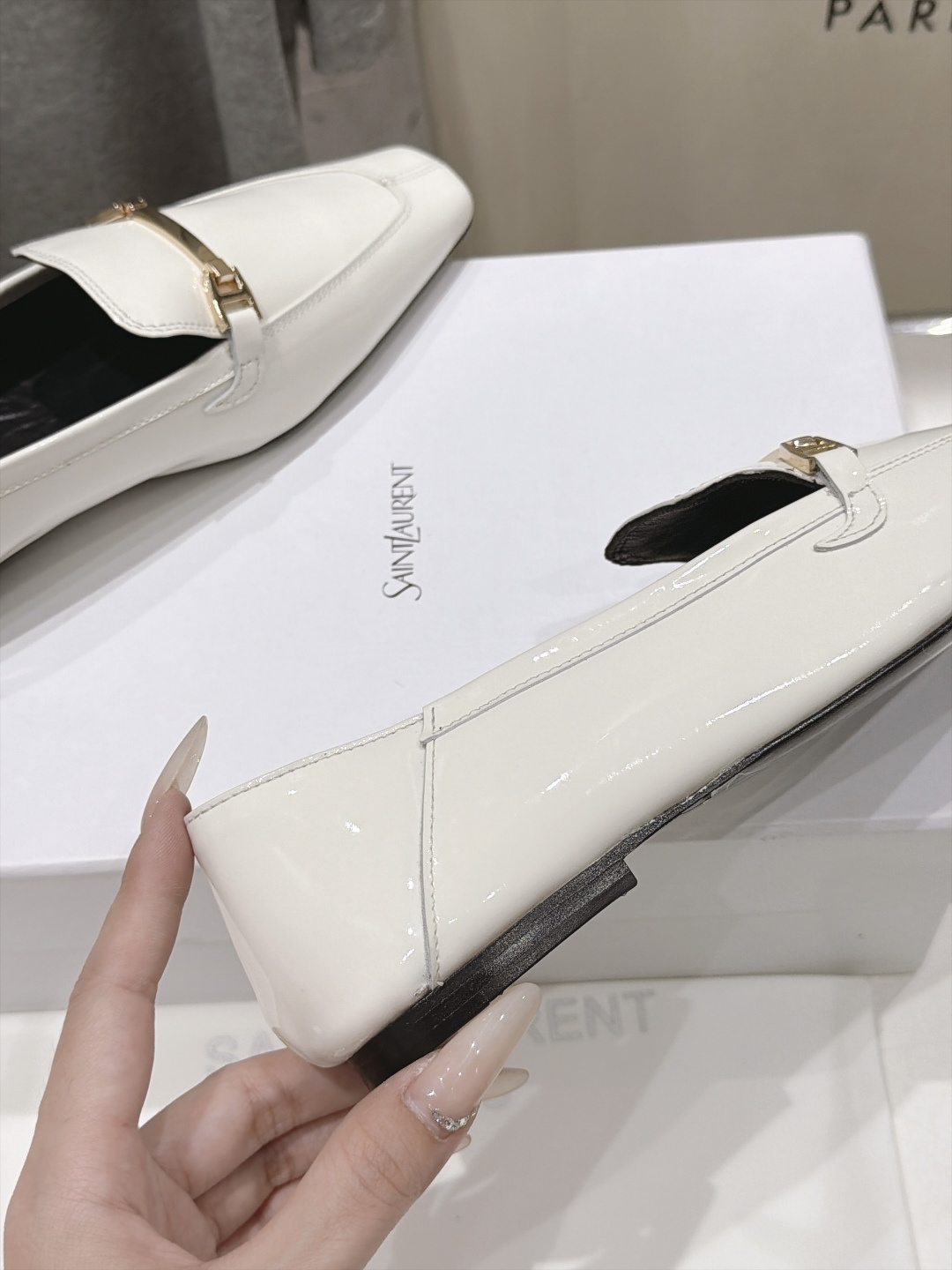 高版本出厂  SAINT LAURENT*圣罗兰F061 ysl 26ss全新走秀款玛丽珍平底鞋单鞋~可踩后跟 唯有YS