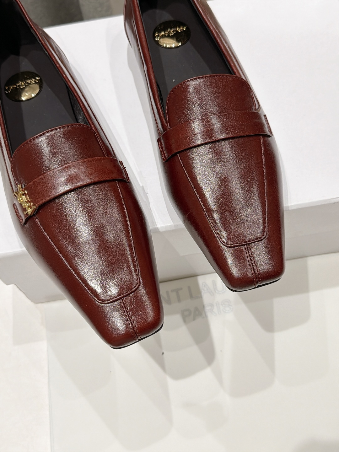 高版本出厂  SAINT LAURENT*圣罗兰F061 ysl 26ss全新走秀款玛丽珍平底鞋单鞋~ 唯有YSL最懂女