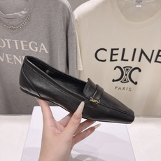 高版本出厂 SAINT LAURENT*圣罗兰F061 ysl 26ss全新走秀款玛丽珍平底鞋单鞋~ 唯有YSL最懂女 高版本出厂 SAINT LAURENT*圣罗兰F061 ysl 26ss全新走秀款玛丽珍平底鞋单鞋~ 唯有YSL最懂女