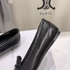 高版本出厂 SAINT LAURENT*圣罗兰F061 ysl 26ss全新走秀款玛丽珍平底鞋单鞋~ 唯有YSL最懂女 高版本出厂 SAINT LAURENT*圣罗兰F061 ysl 26ss全新走秀款玛丽珍平底鞋单鞋~ 唯有YSL最懂女
