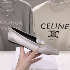 高版本出厂 SAINT LAURENT*圣罗兰F061 ysl 26ss全新走秀款玛丽珍平底鞋单鞋~ 唯有YSL最懂女 高版本出厂 SAINT LAURENT*圣罗兰F061 ysl 26ss全新走秀款玛丽珍平底鞋单鞋~ 唯有YSL最懂女