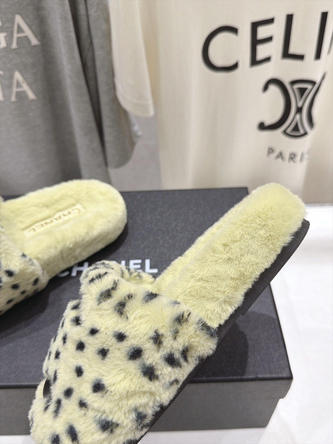 高版本出厂  CHANEL 香奈儿F027*小香2026ss官网同步.新品毛拖/顶级版本 爆款系列毛毛拖鞋！秋冬宝藏时髦