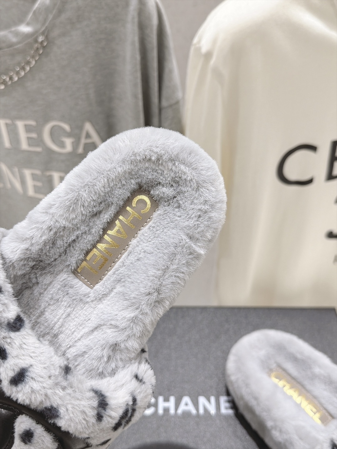 高版本出厂  CHANEL 香奈儿F027*小香2026ss官网同步.新品毛拖/顶级版本 爆款系列毛毛拖鞋！秋冬宝藏时髦