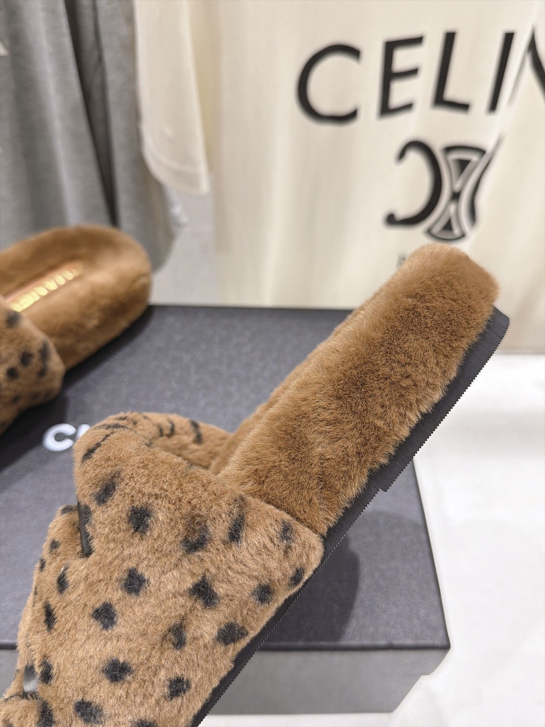 高版本出厂  CHANEL 香奈儿F027*小香2026ss官网同步.新品毛拖/顶级版本 爆款系列毛毛拖鞋！秋冬宝藏时髦