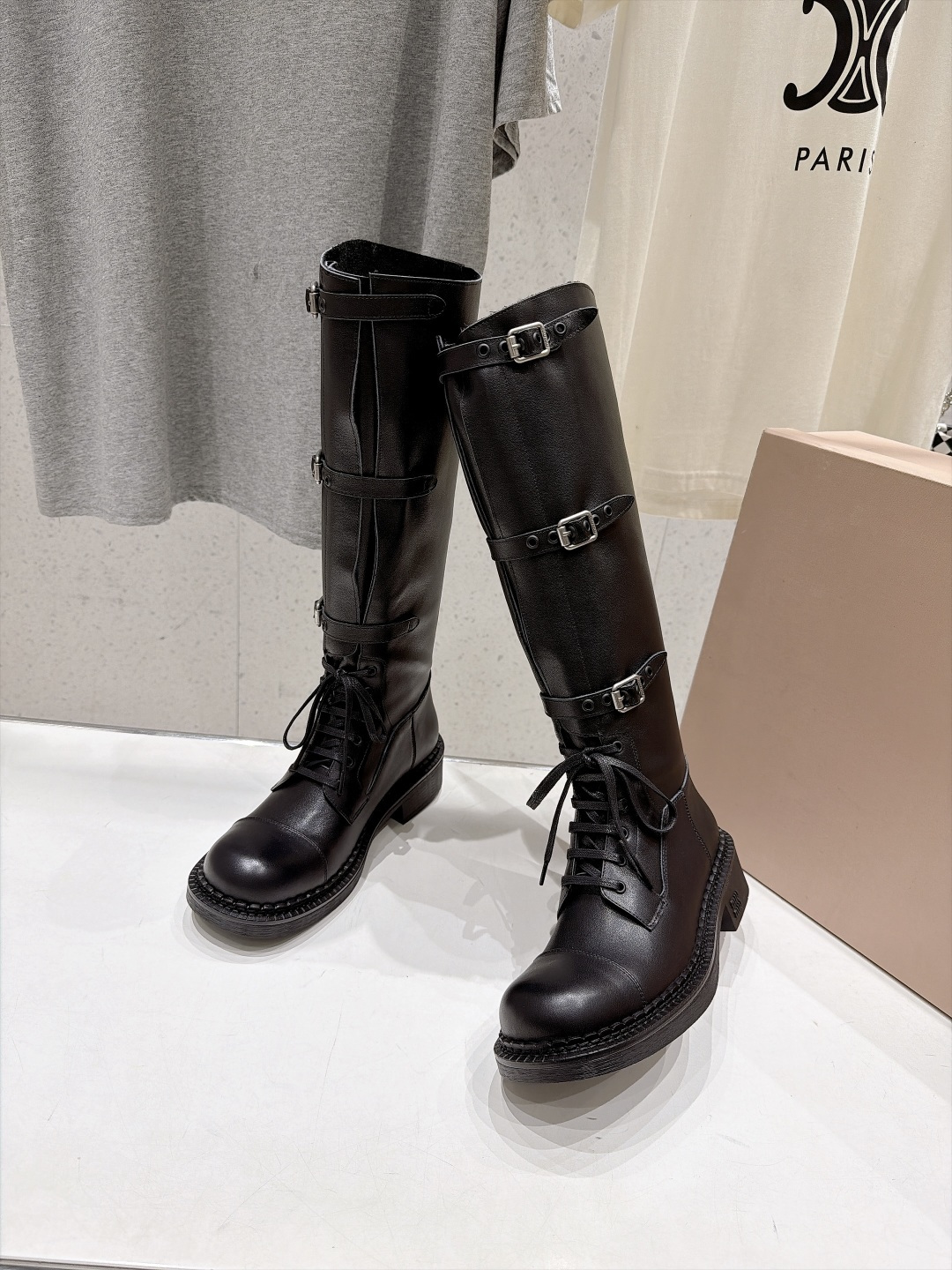 高版本出厂   MiuMiu/缪缪F017 26ss秋冬走秀款西部系列·复古机车靴马丁靴长靴 今年最值得入手的靴子 没有