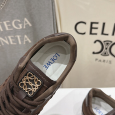 高版本出厂 LOEWE/罗意威F036 26ss秋冬新款绑带复古英伦风休闲鞋德训鞋 原版购入开发,这将是引爆早秋的 高版本出厂 LOEWE/罗意威F036 26ss秋冬新款绑带复古英伦风休闲鞋德训鞋 原版购入开发,这将是引爆早秋的