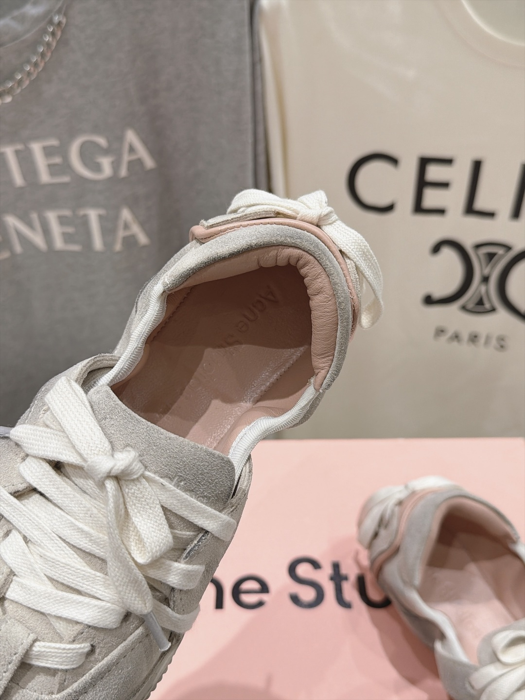 高版本出厂  Acne Studio F053 26ss新款平底慵懒风做旧休闲鞋芭蕾舞鞋  【市场顶级版本】 麂皮与亮面