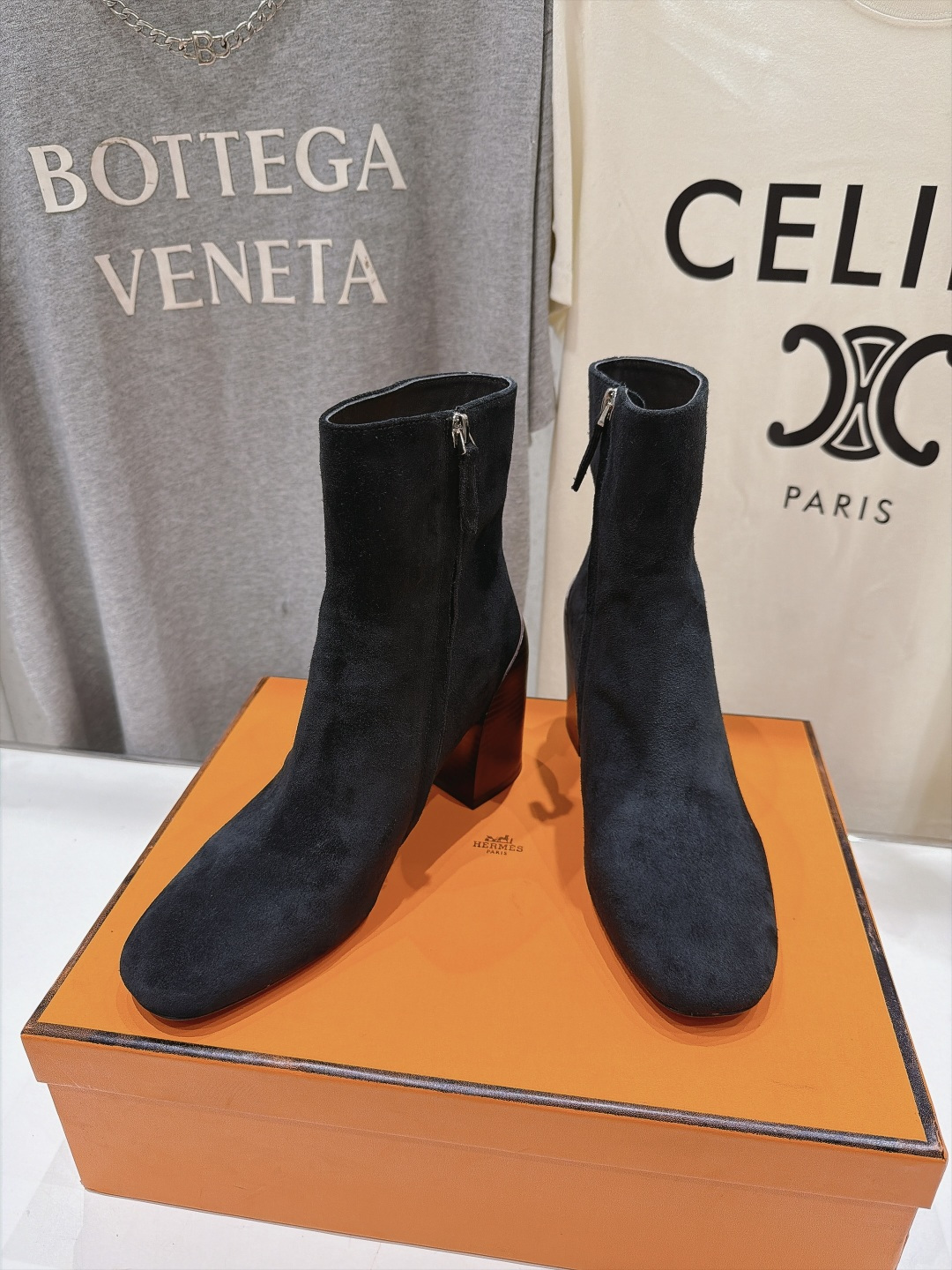 高版本出厂   Hermes 爱马仕F057 new H家2026ss新款高跟短靴 鞋型很好看，见到到极致的造型，搭配k