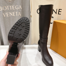 高版本出厂 LOUIS VUITTON 26ss LV驴牌新款英伦风牛皮高跟长靴 楦型百搭瘦脚yyds.造型立体饱 高版本出厂 LOUIS VUITTON 26ss LV驴牌新款英伦风牛皮高跟长靴 楦型百搭瘦脚yyds.造型立体饱