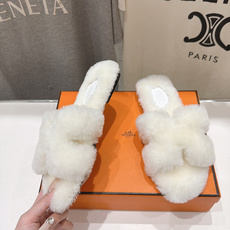 顶级出厂 Hermes*|爱马仕F075 2026ssH家新款平底毛毛拖鞋‼️ 羊羔毛特别柔软~上脚十分显白~软绵绵的 顶级出厂 Hermes*|爱马仕F075 2026ssH家新款平底毛毛拖鞋‼️ 羊羔毛特别柔软~上脚十分显白~软绵绵的