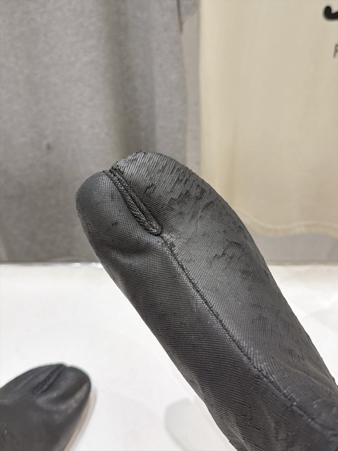 高版本出厂   Maison Margiela MM6马吉拉F055 26ss秋冬季新款分趾靴高跟短靴 MM6这款短靴设
