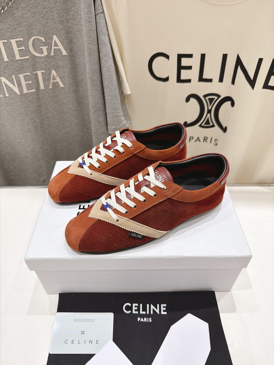 高版本出厂    Celine*思琳赛琳F037 2026ss新款系带皮面休闲鞋德训鞋阿甘鞋 小红书种草款，简单利落时髦