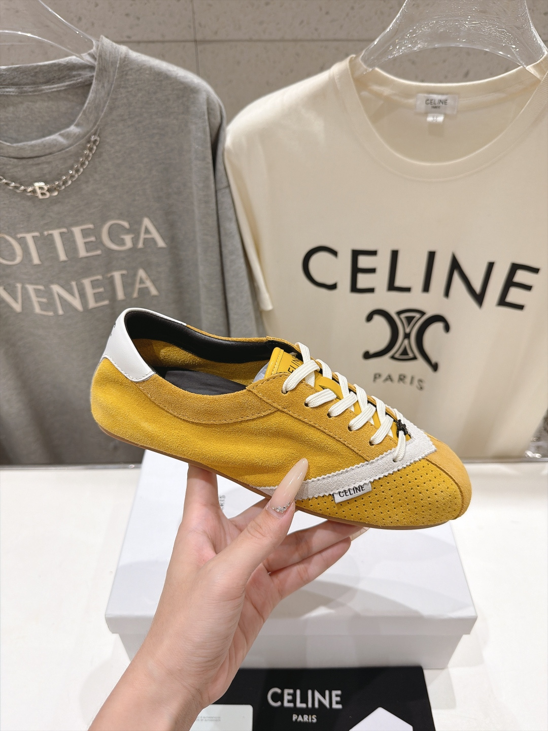高版本出厂    Celine*思琳赛琳F037 2026ss新款系带皮面休闲鞋德训鞋阿甘鞋 小红书种草款，简单利落时髦