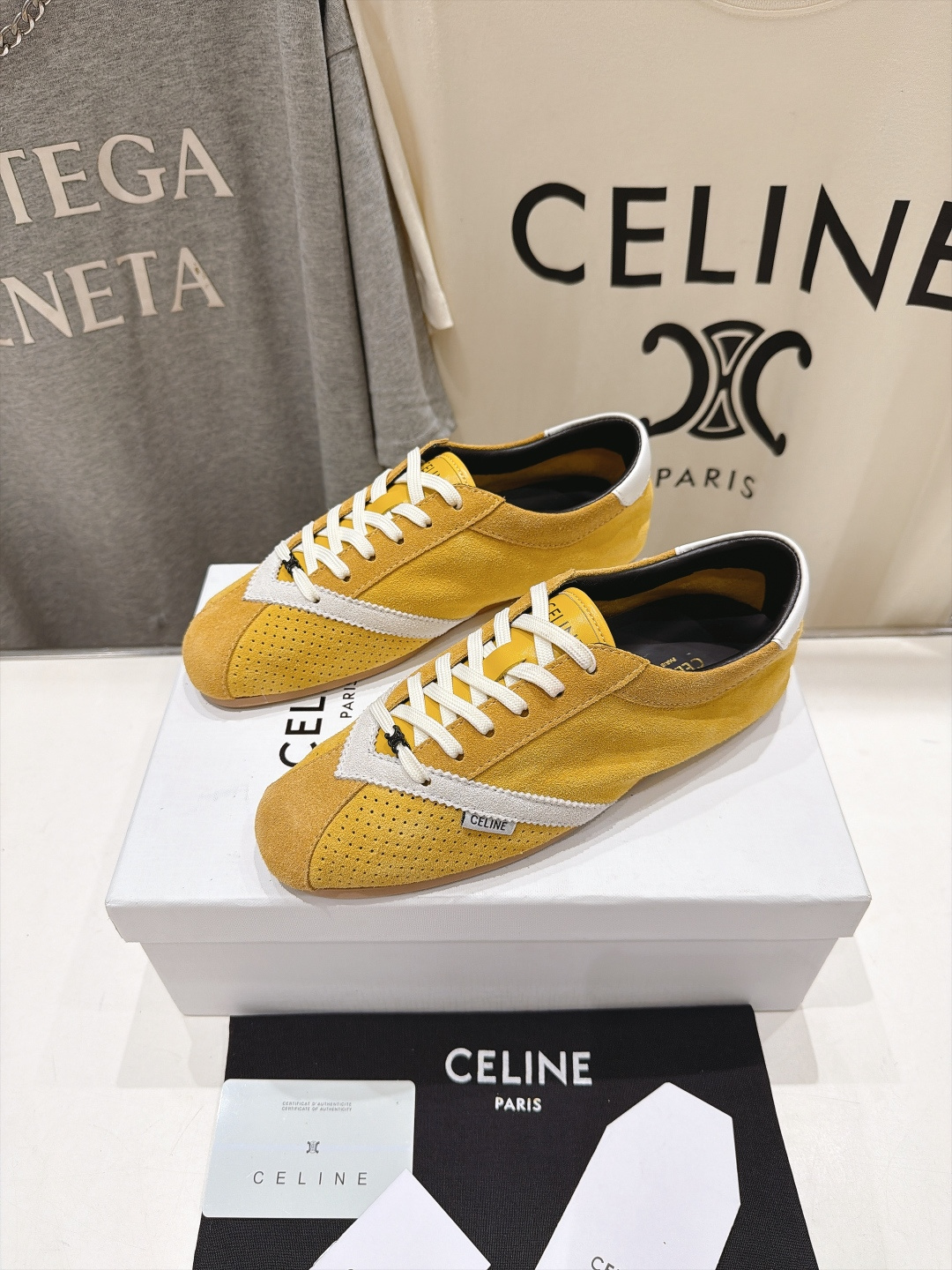 高版本出厂    Celine*思琳赛琳F037 2026ss新款系带皮面休闲鞋德训鞋阿甘鞋 小红书种草款，简单利落时髦