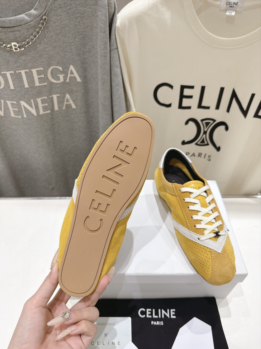 高版本出厂    Celine*思琳赛琳F037 2026ss新款系带皮面休闲鞋德训鞋阿甘鞋 小红书种草款，简单利落时髦