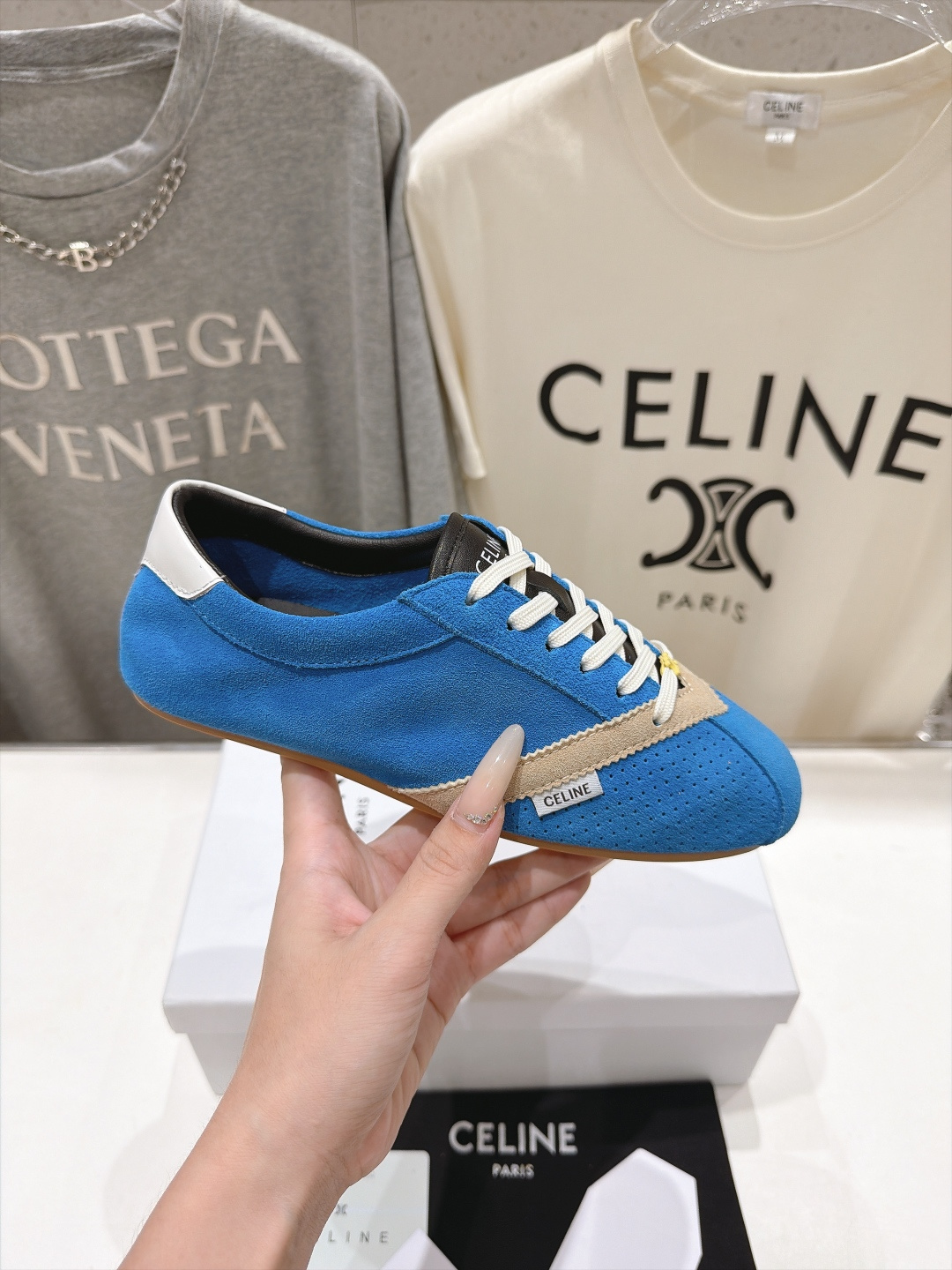 高版本出厂    Celine*思琳赛琳F037 2026ss新款系带皮面休闲鞋德训鞋阿甘鞋 小红书种草款，简单利落时髦
