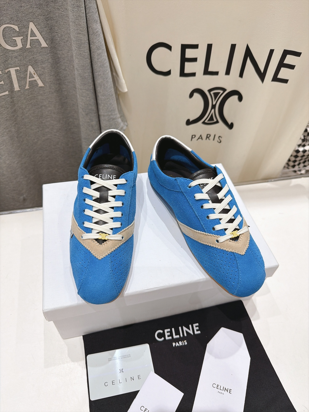 高版本出厂    Celine*思琳赛琳F037 2026ss新款系带皮面休闲鞋德训鞋阿甘鞋 小红书种草款，简单利落时髦
