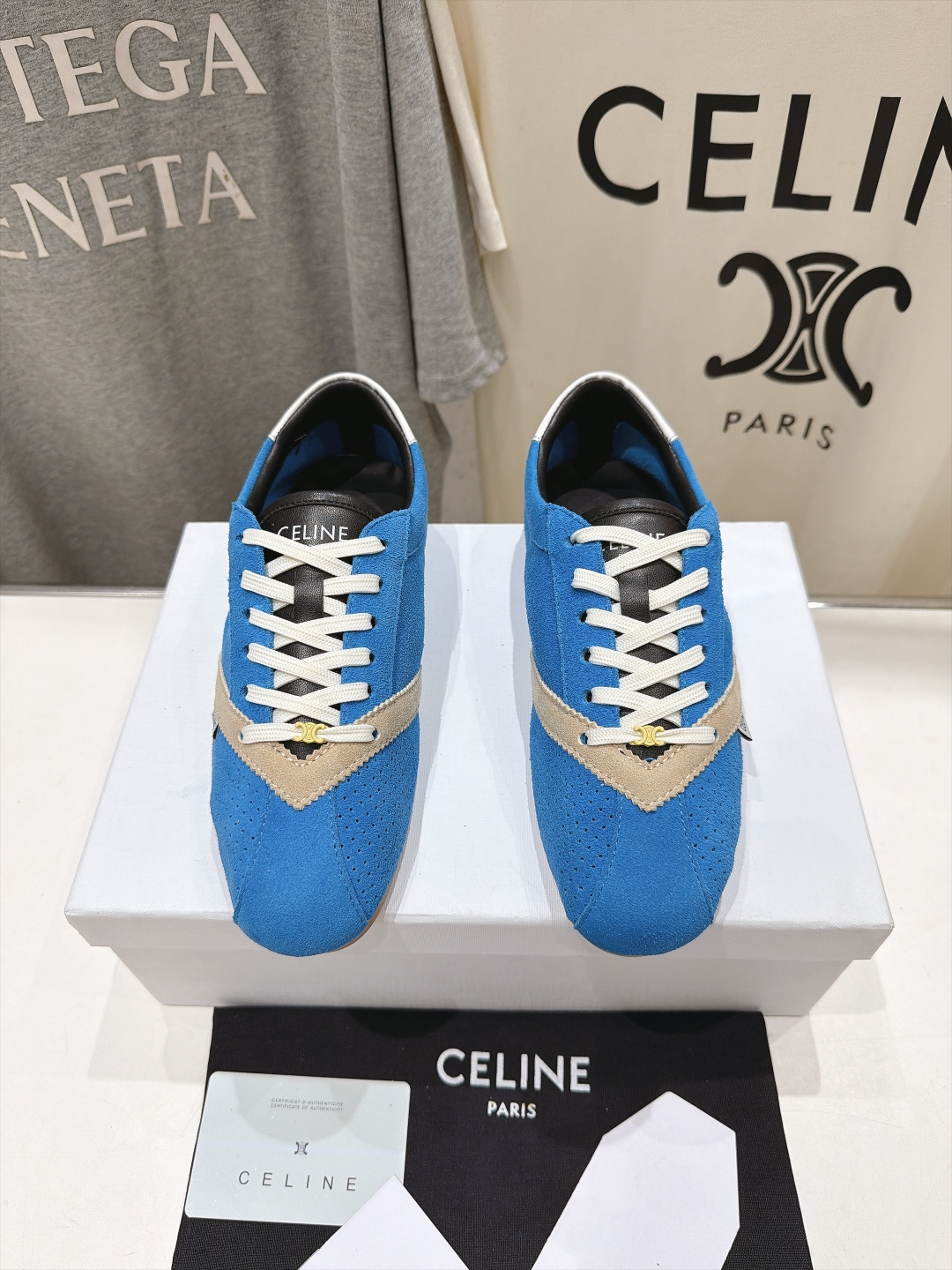 高版本出厂    Celine*思琳赛琳F037 2026ss新款系带皮面休闲鞋德训鞋阿甘鞋 小红书种草款，简单利落时髦