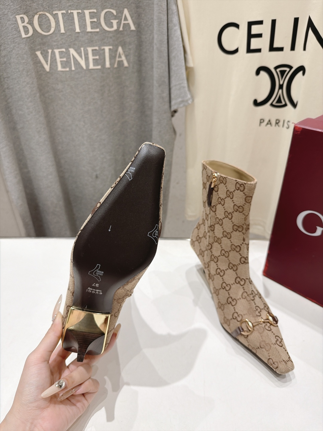 高版本出厂 Gucci古驰F045 G家26ss秋冬新款Bombshell系列尖头高跟短靴 复古轻奢王牌款 古驰尖头瘦瘦