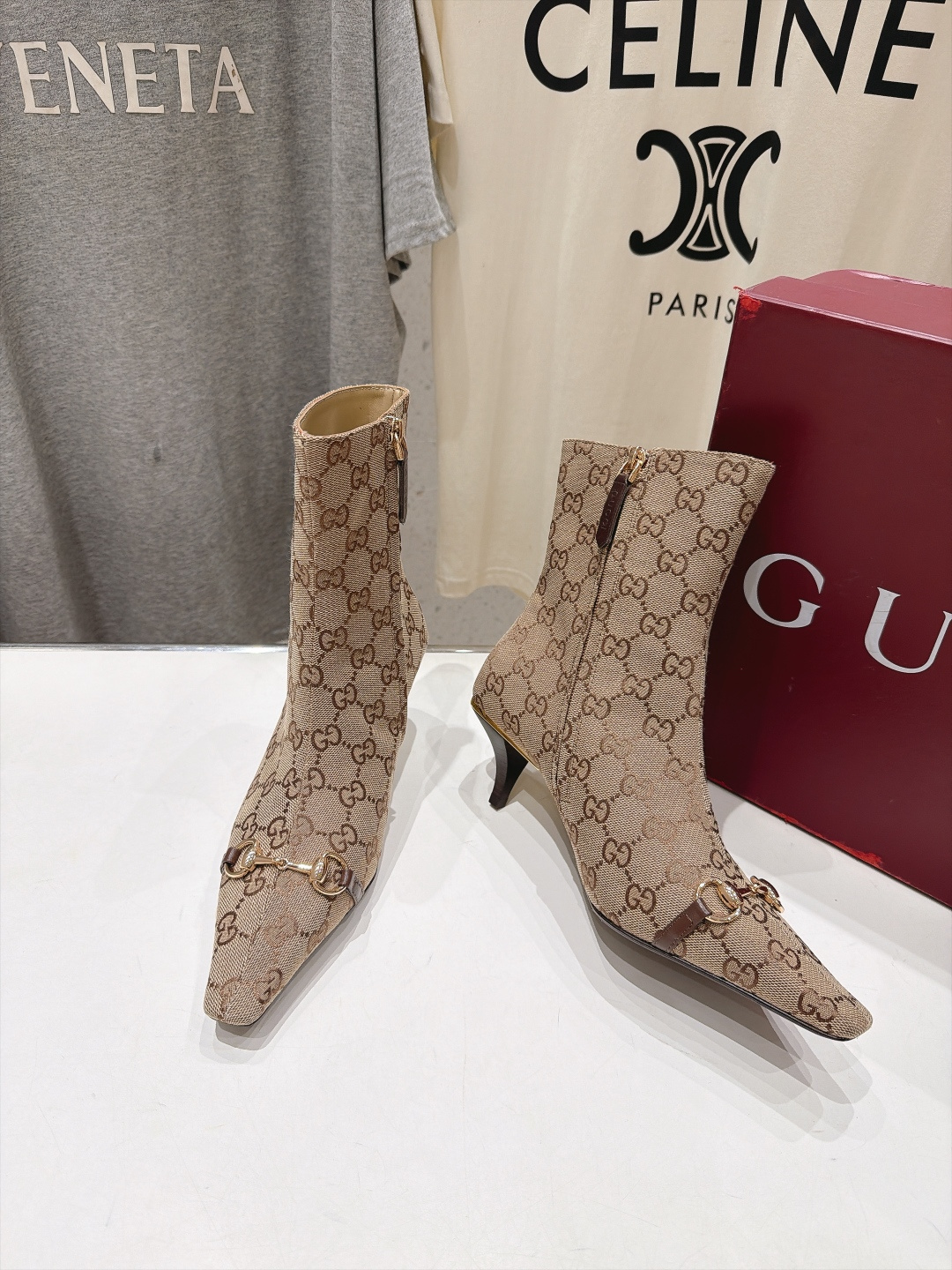 高版本出厂 Gucci古驰F045 G家26ss秋冬新款Bombshell系列尖头高跟短靴 复古轻奢王牌款 古驰尖头瘦瘦