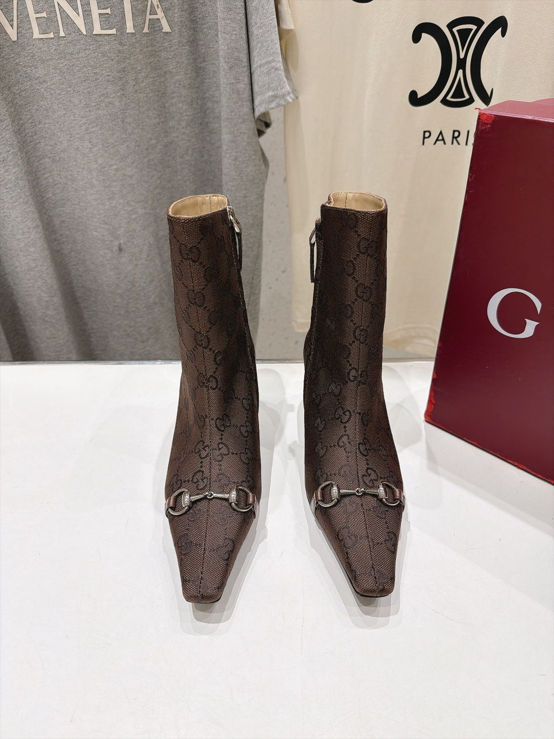 高版本出厂 Gucci古驰F045 G家26ss秋冬新款Bombshell系列尖头高跟短靴 复古轻奢王牌款 古驰尖头瘦瘦