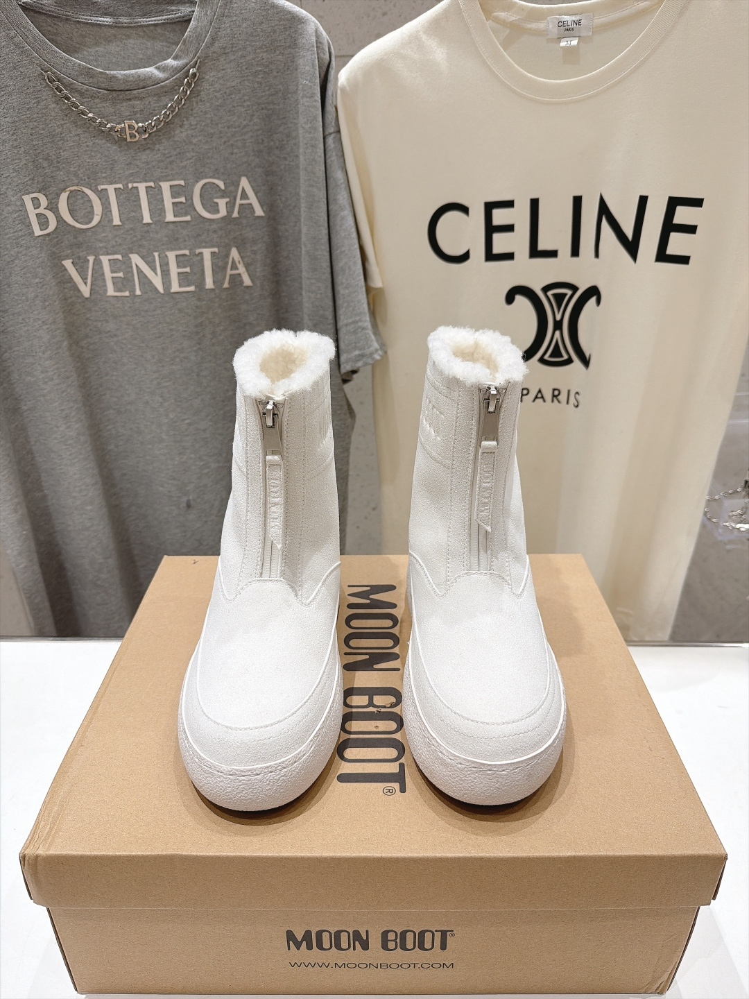 高版本出厂  MOON BOOT Park系列F076 2026ss秋冬新款厚底雪地靴拉链款短靴 实用主义购物一moon
