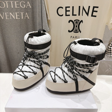 高版本出厂 Moncler x Moon Boot 2026冬季 蒙口/月亮靴联名最新款厚底保暖绑带短靴雪地靴 奢华与 高版本出厂 Moncler x Moon Boot 2026冬季 蒙口/月亮靴联名最新款厚底保暖绑带短靴雪地靴 奢华与