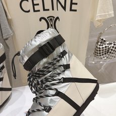 高版本出厂 Moncler x Moon Boot 2026冬季 蒙口/月亮靴联名最新款厚底保暖绑带短靴雪地靴 奢华与 高版本出厂 Moncler x Moon Boot 2026冬季 蒙口/月亮靴联名最新款厚底保暖绑带短靴雪地靴 奢华与