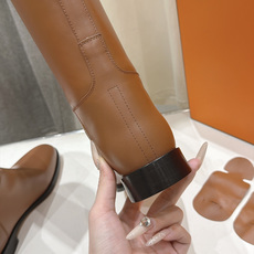 高版本出厂 Hermes 爱马仕F062 H家2026ss秋冬新款直筒靴过膝长靴 顶级品质~ 鞋型很好看,经典简约 高版本出厂 Hermes 爱马仕F062 H家2026ss秋冬新款直筒靴过膝长靴 顶级品质~ 鞋型很好看,经典简约