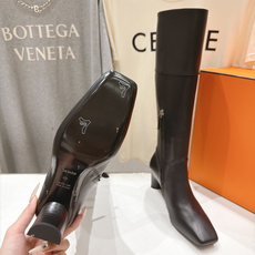 高版本出厂 Hermes 爱马仕F057 H家2026ss秋冬新款高跟过膝长靴 顶级品质~ 鞋型很好看,经典简约的 高版本出厂 Hermes 爱马仕F057 H家2026ss秋冬新款高跟过膝长靴 顶级品质~ 鞋型很好看,经典简约的