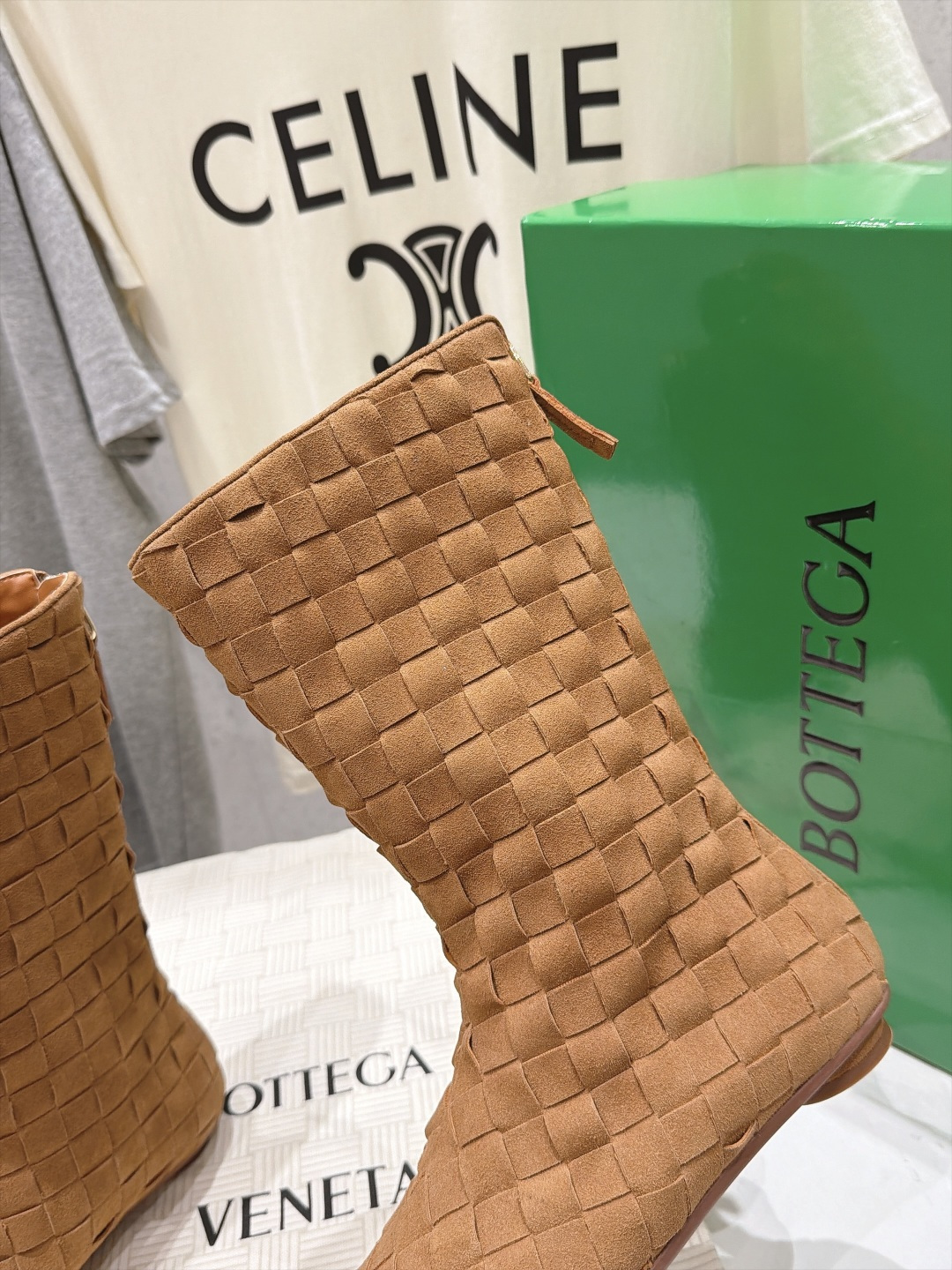 高版本出厂  Bottega Veneta/BV F065 2026ss秋冬新款手工编织 BV Atomic 平底圆跟短