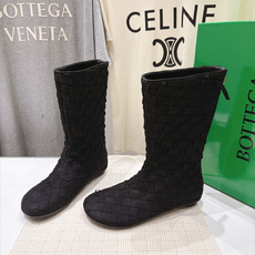 高版本出厂 Bottega Veneta/BV F065 2026ss秋冬新款手工编织 BV Atomic 平底圆跟短 高版本出厂 Bottega Veneta/BV F065 2026ss秋冬新款手工编织 BV Atomic 平底圆跟短