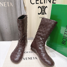 高版本出厂 Bottega Veneta/BV F065 2026ss秋冬新款手工编织 BV Atomic 平底圆跟短 高版本出厂 Bottega Veneta/BV F065 2026ss秋冬新款手工编织 BV Atomic 平底圆跟短