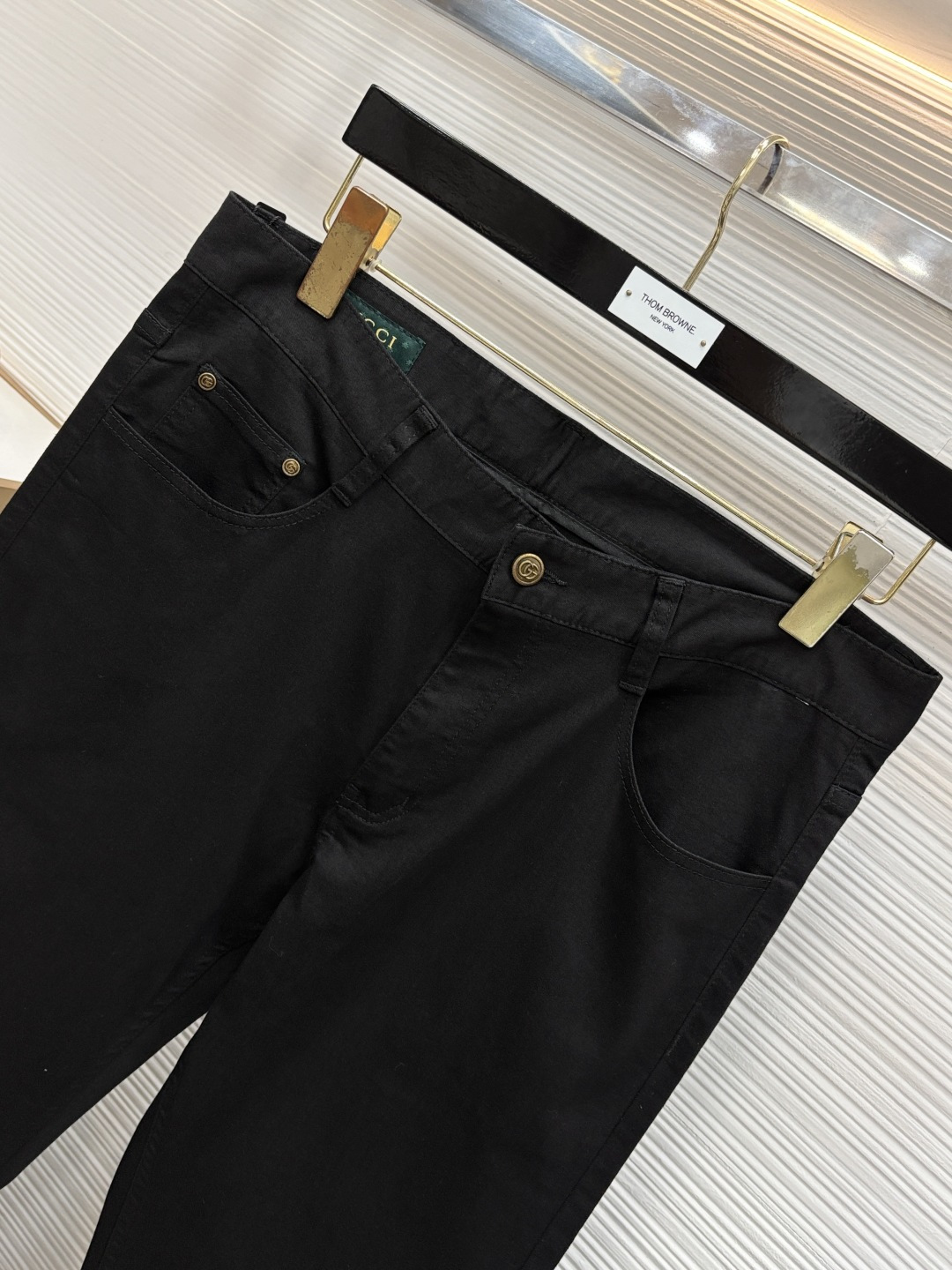 古奇 年春季最新品牛仔裤🔥出入专卖店无压力 专柜热销款 品味与价值共享  身穿着非常舒适 低调不失奢华 