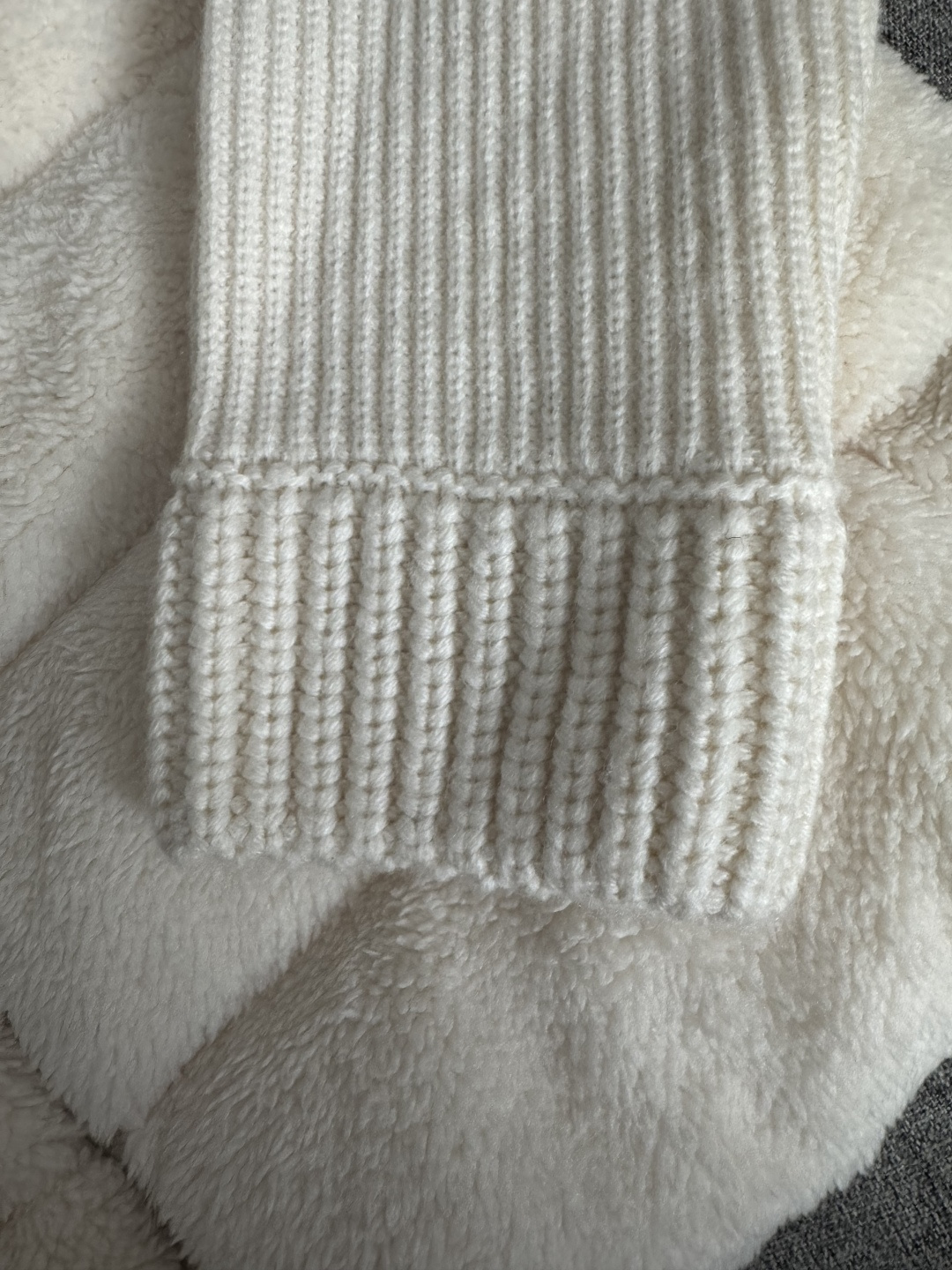 Moncler 蒙口 レディース 羊毛 泰迪绒 羽绒服 外套 中厚型