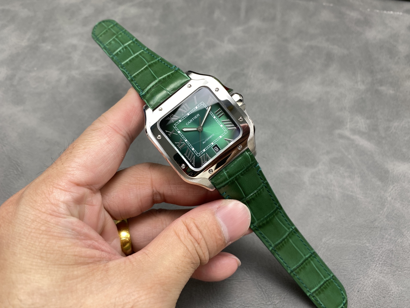 Cartier Santos Large Model Green Dial Automatic Men's Watch with Leather Strap 5 cmp i1745178712669 7187 0 3