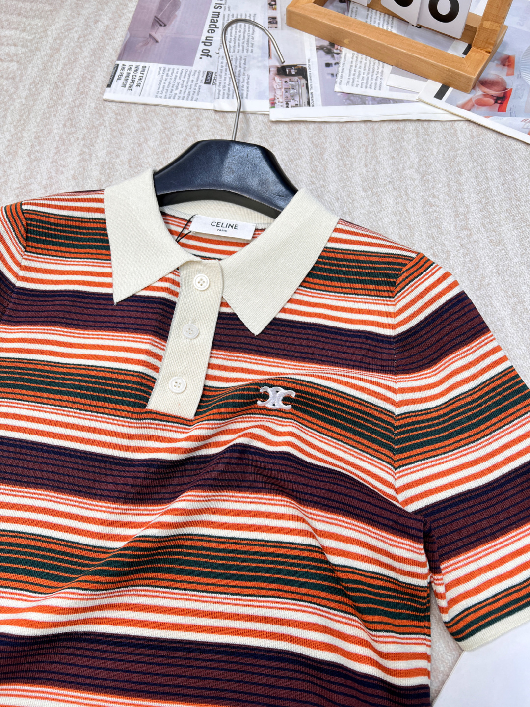 🆕 CELINE早春新款字母logo刺绣🤎条纹P薄款Polo针织衫短袖超级轻薄 夏天穿完全不会热！！信我