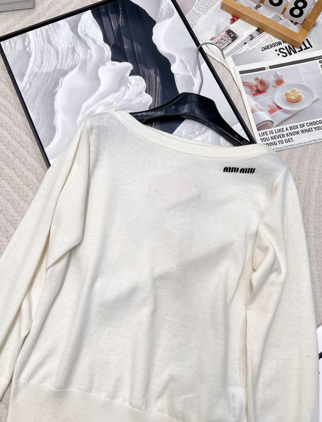 🆕Miumiu25Ss早春新款 微标羊毛一字肩长袖上衣丨⚠独家yb开发！高版出品！miu家一如既往的高级