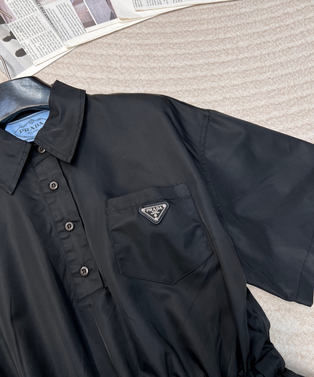 🆕Prada2025新款休闲抽绳工装连衣裙，定制YB防水防风环保再生尼龙材质 质感高级 挺括有型 半开襟