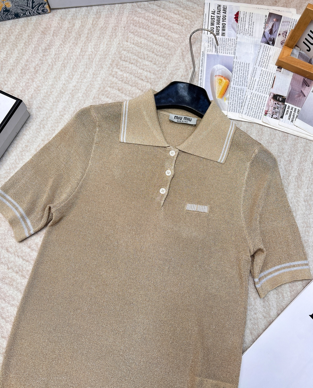 🆕 MIU MIU 学院风针织套装，针织Polo衫➕百褶半裙！miu的学院风从来不会令我们失望，又甜又美