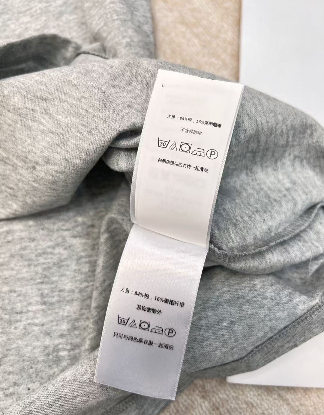 🆕 Ralph lauren 拉夫劳伦基础款T恤经典小马仔刺绣徽章是一款青年百搭纯色打底圆领短袖T恤😎此