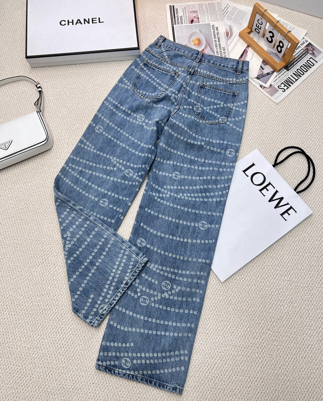 🆕𝐂𝐇𝐀𝐍𝐄L𝟐𝟎𝟐5SS春夏新款牛仔裤，小香风波点双C激光烧花工艺！原版开发定制面料！白富美必入单品。