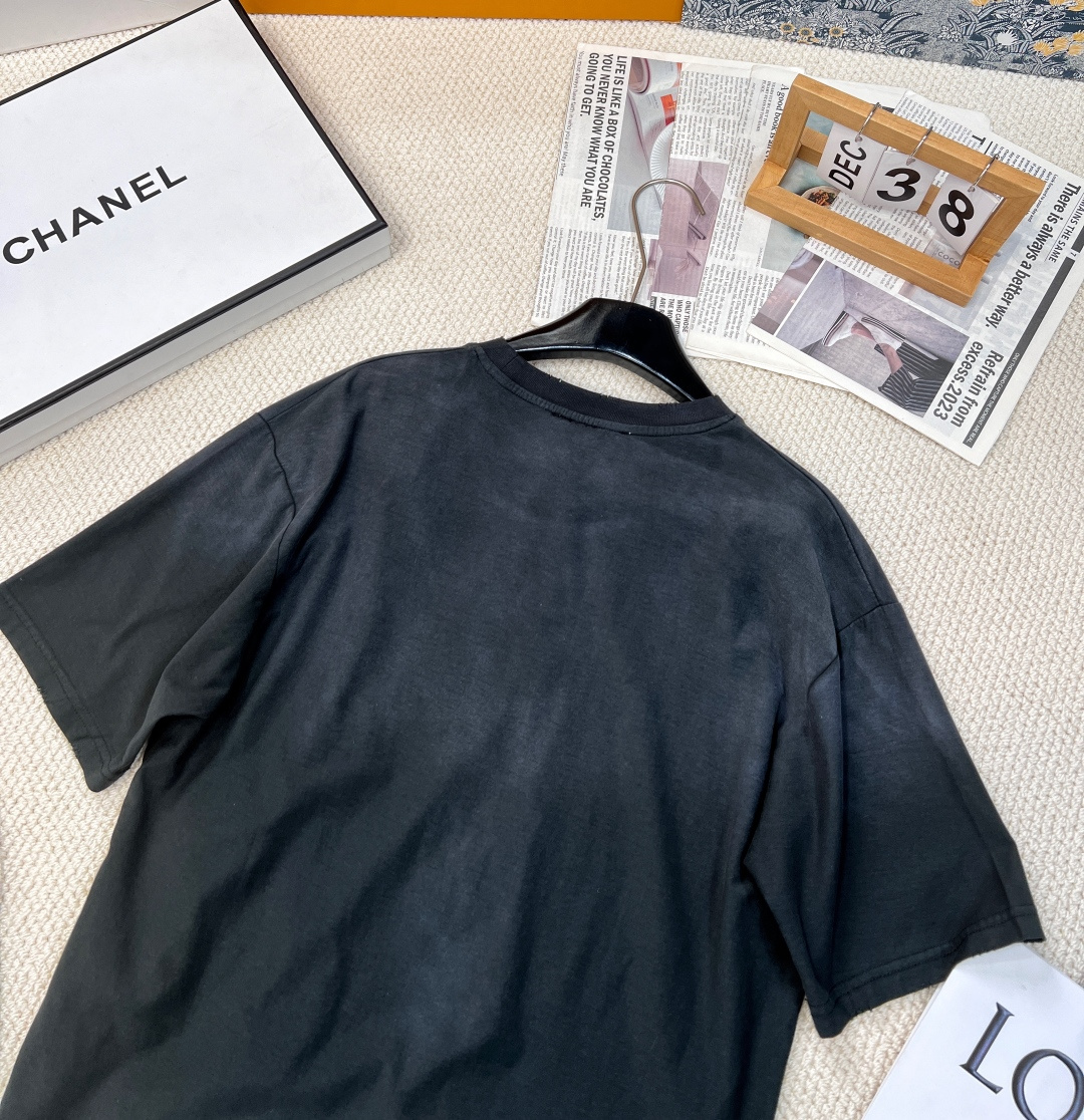 🆕夏季新款 Acne经典1996斯德哥尔摩做旧短袖T恤，水洗黑，领口磨破工艺，做旧复古印花，超薄棉面料，