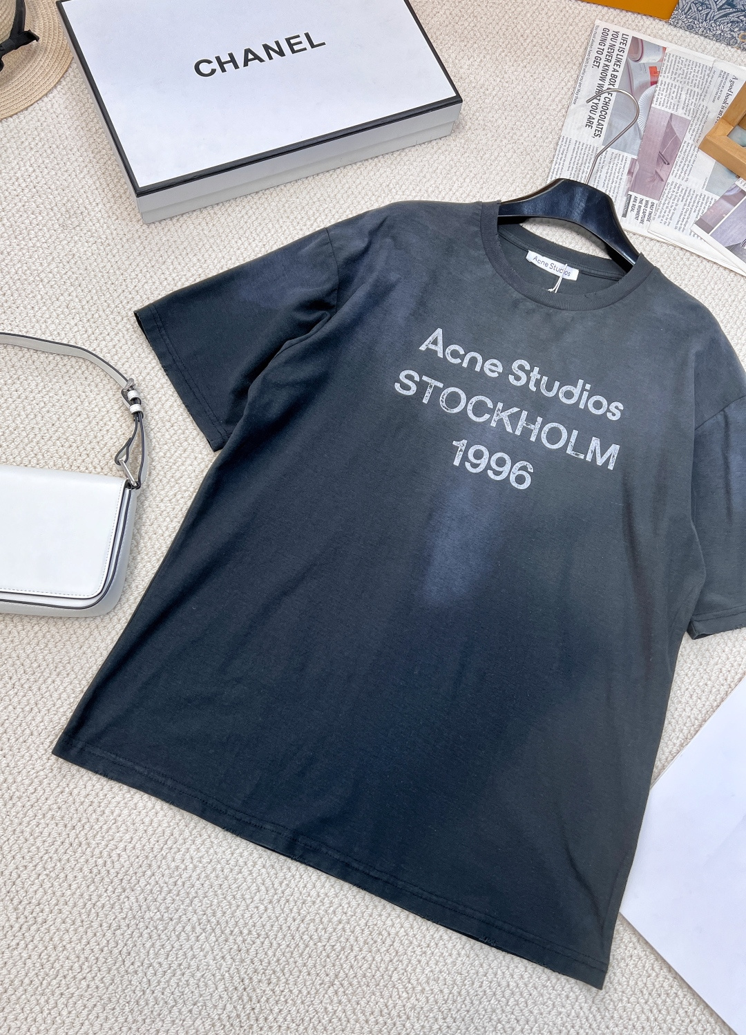 🆕夏季新款 Acne经典1996斯德哥尔摩做旧短袖T恤，水洗黑，领口磨破工艺，做旧复古印花，超薄棉面料，